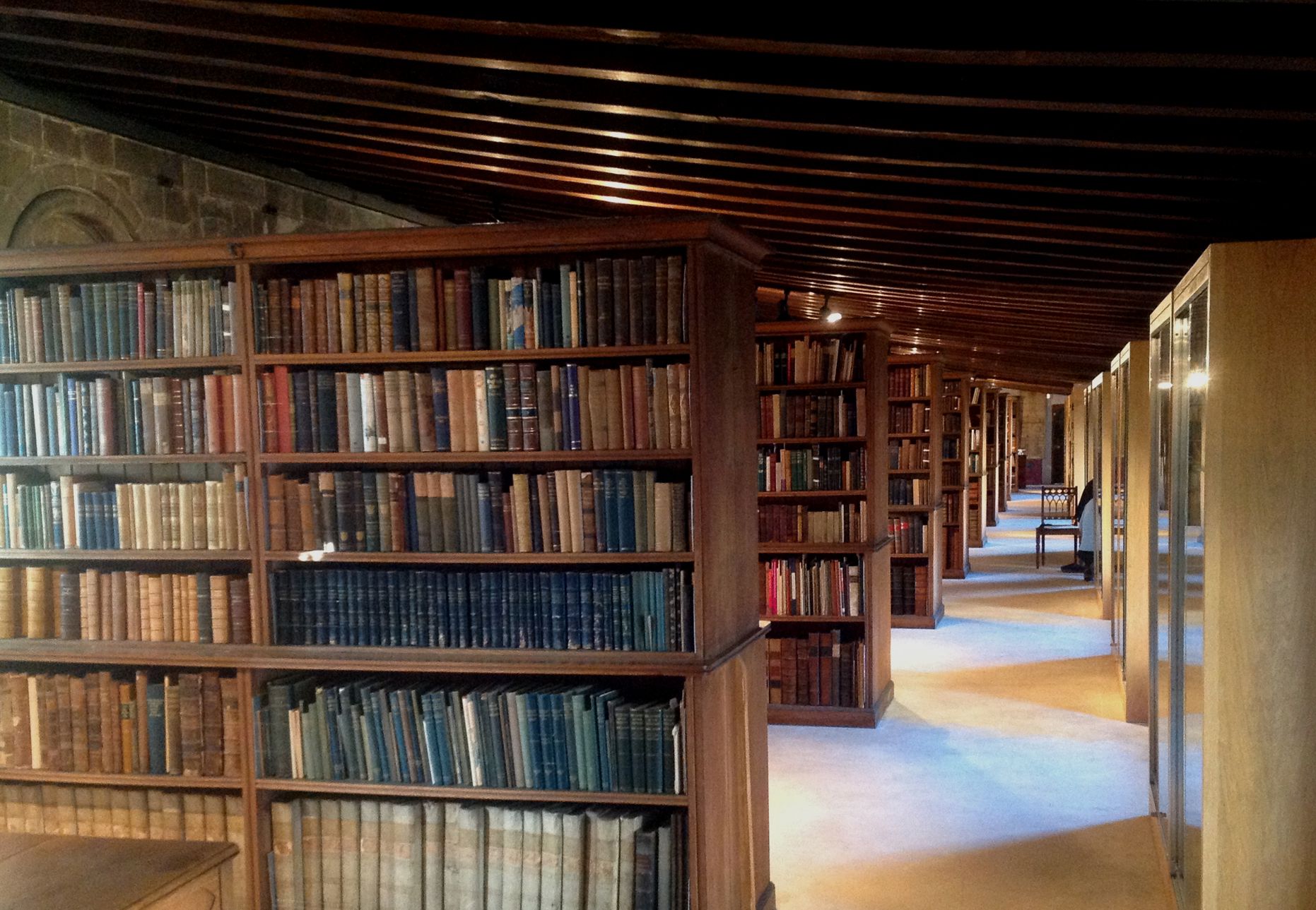 Norwich_Cathedral_Library